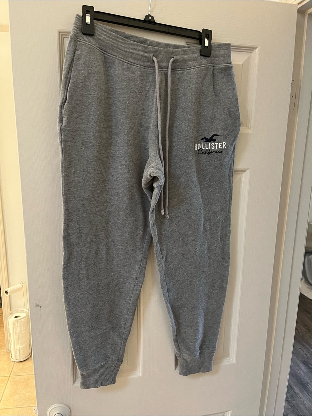 Hollister Kids Heather Gray Fleece Joggers with Logo